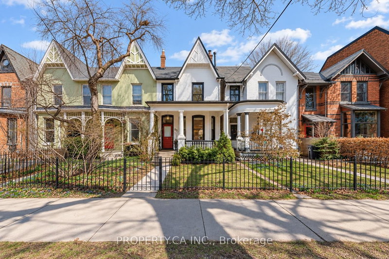 90 Willcocks Street