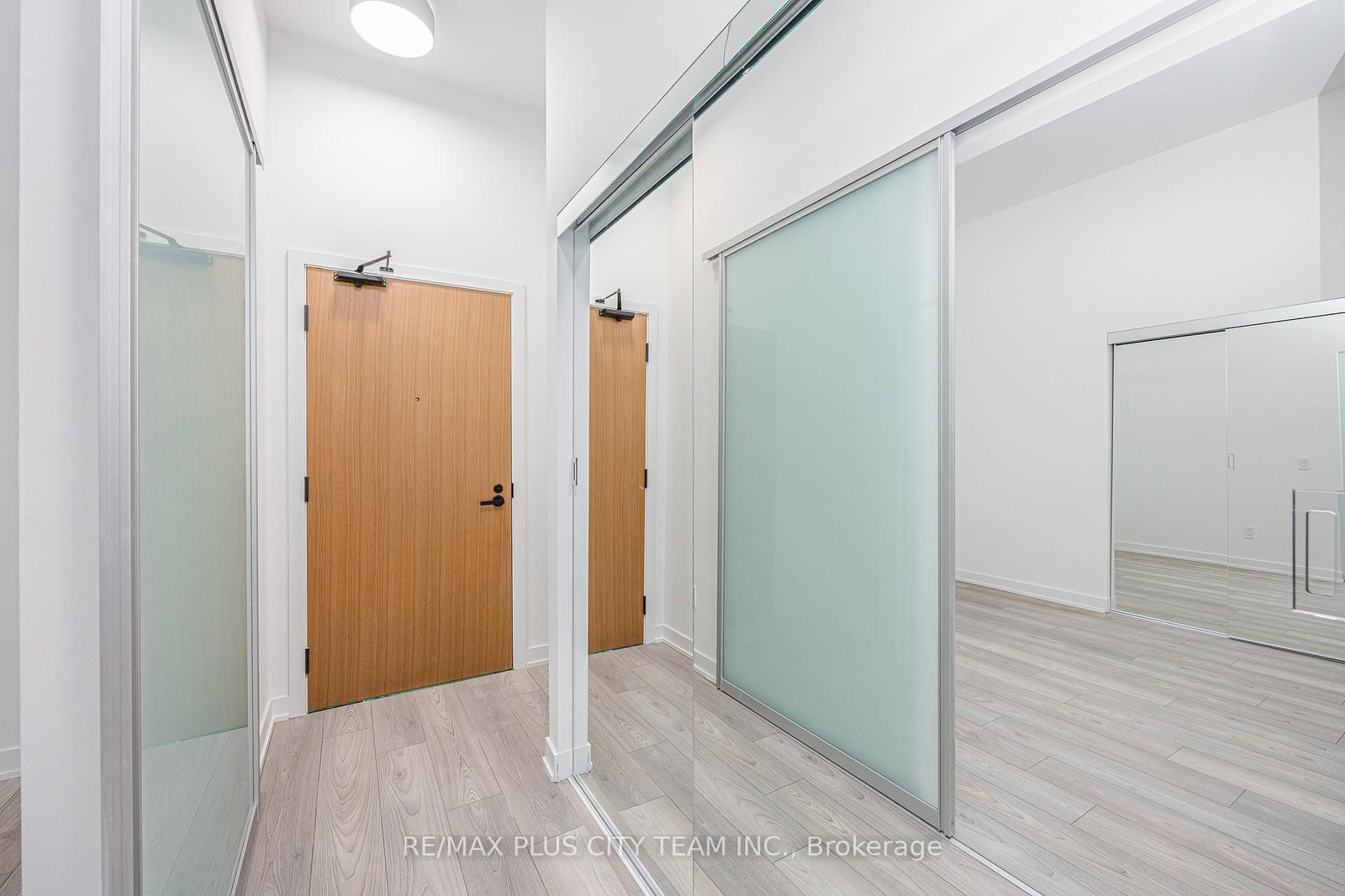 8 Tippett Road • #105 • Toronto, ON photo 10