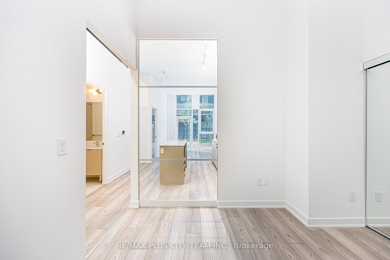 8 Tippett Road • #105 • Toronto, ON photo 12