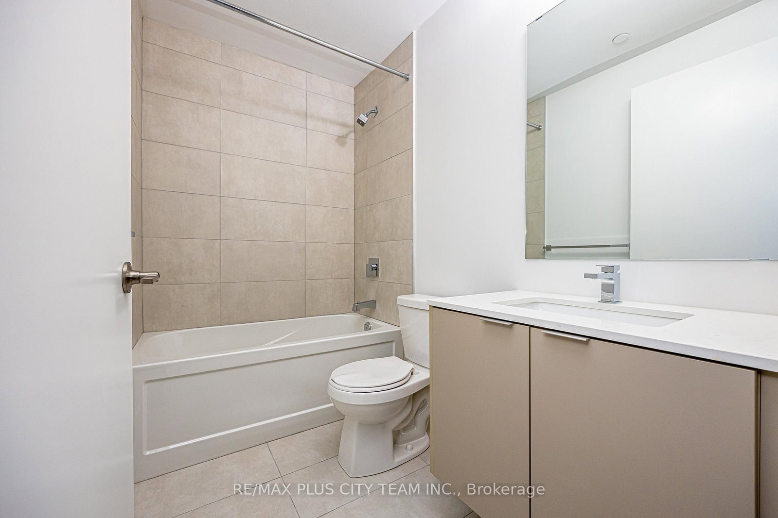 8 Tippett Road • #105 • Toronto, ON photo 13