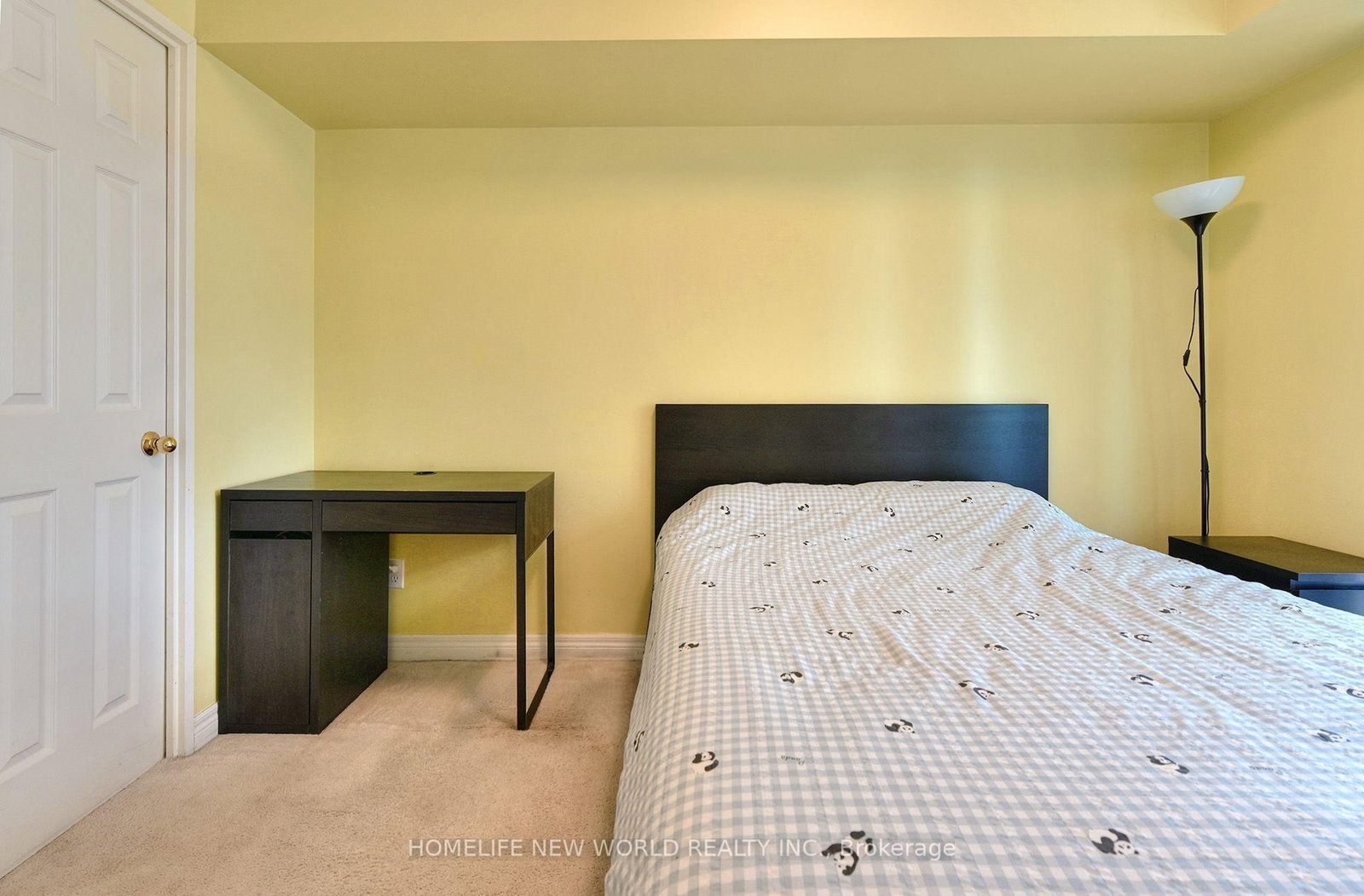 18 Parkview Avenue • #811 • Toronto, ON photo 18