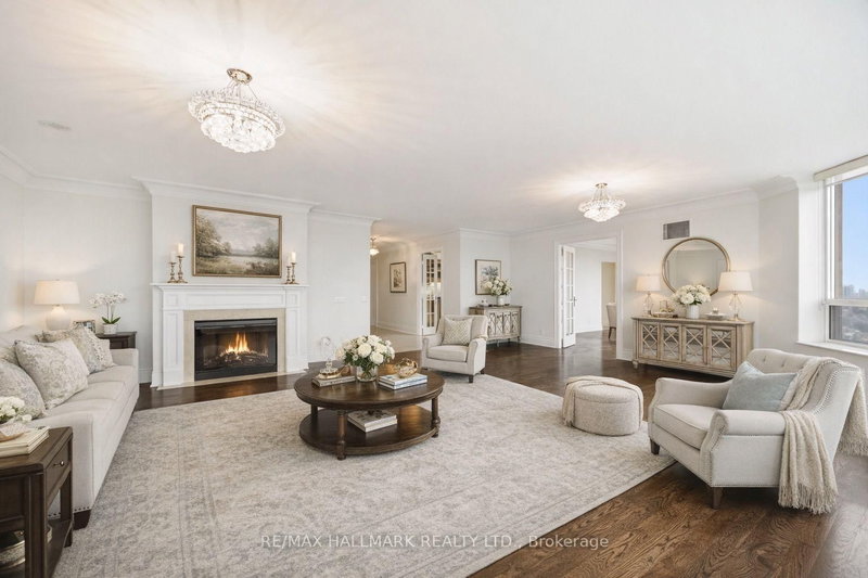 1821 - 80 Harrison Garden Boulevard