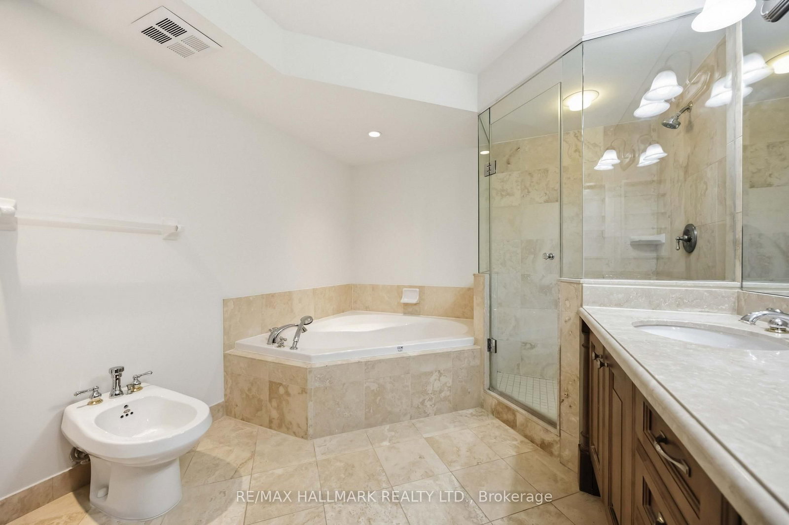 80 Harrison Garden Boulevard • #1821 • Toronto, ON photo 32