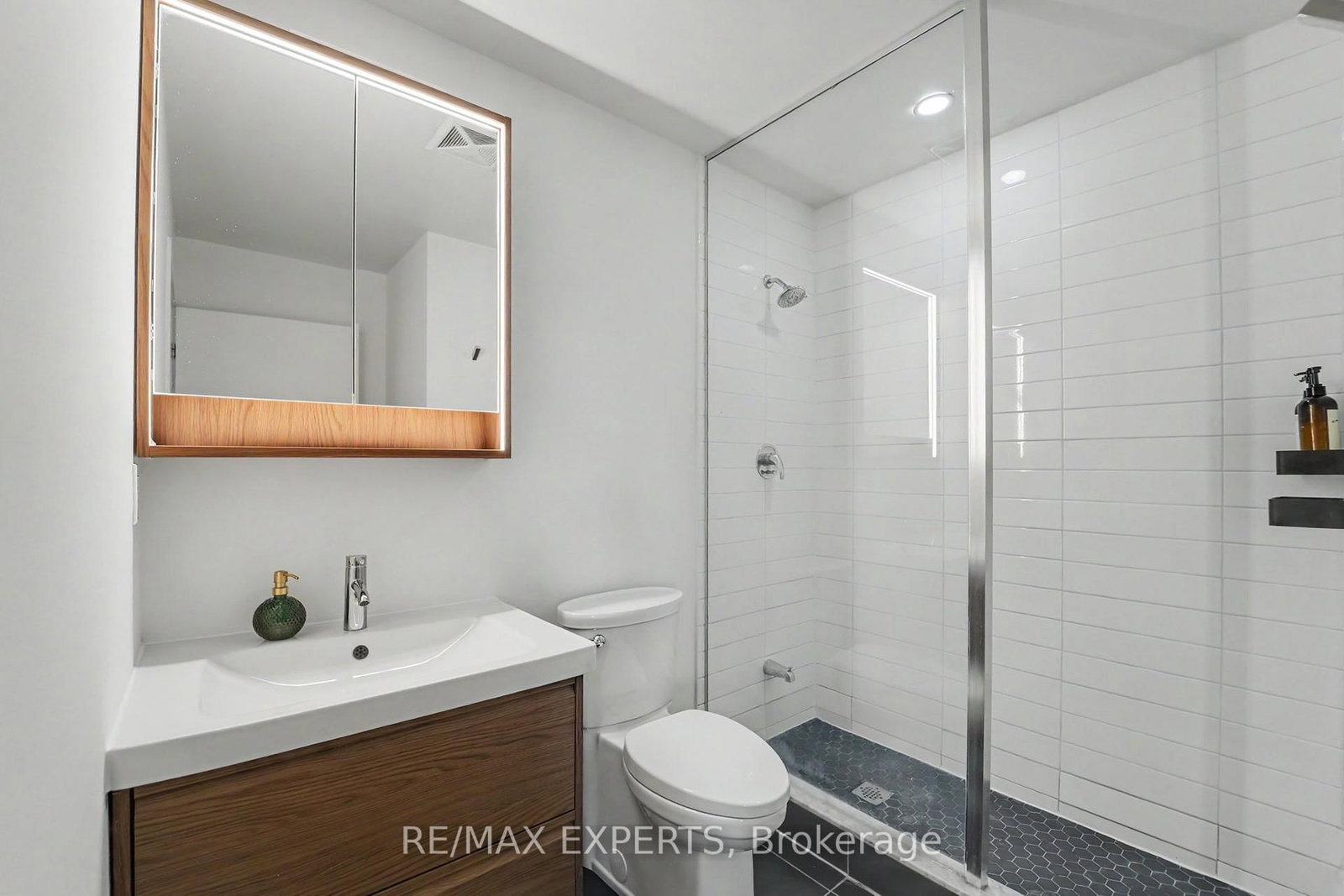 55 East Liberty Street • #1001 • Toronto, ON photo 19