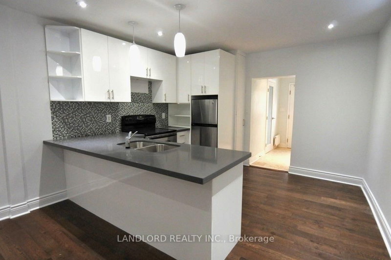 Main - 22 Rusholme Park Crescent