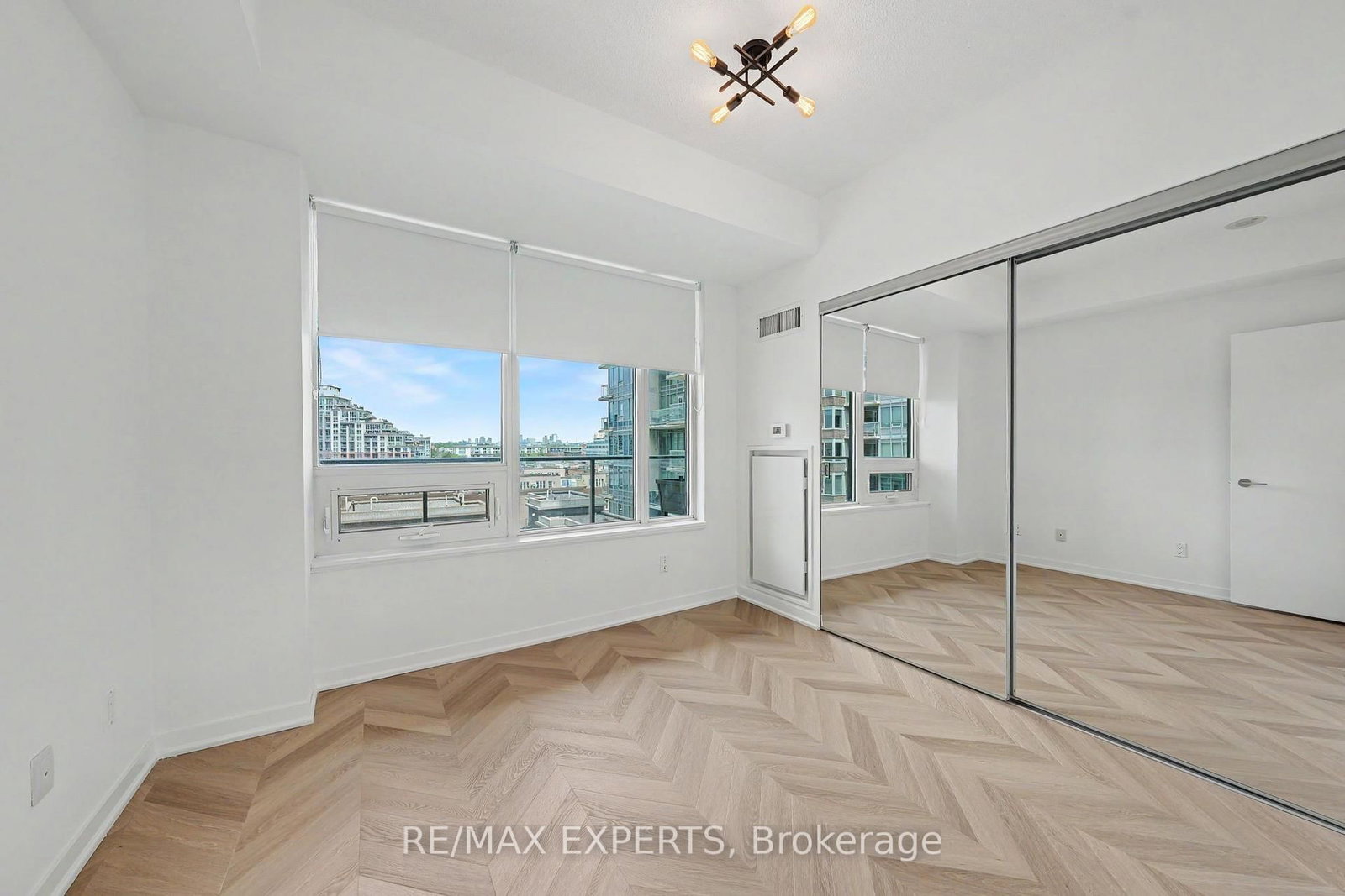55 East Liberty Street • #715 • Toronto, ON photo 21