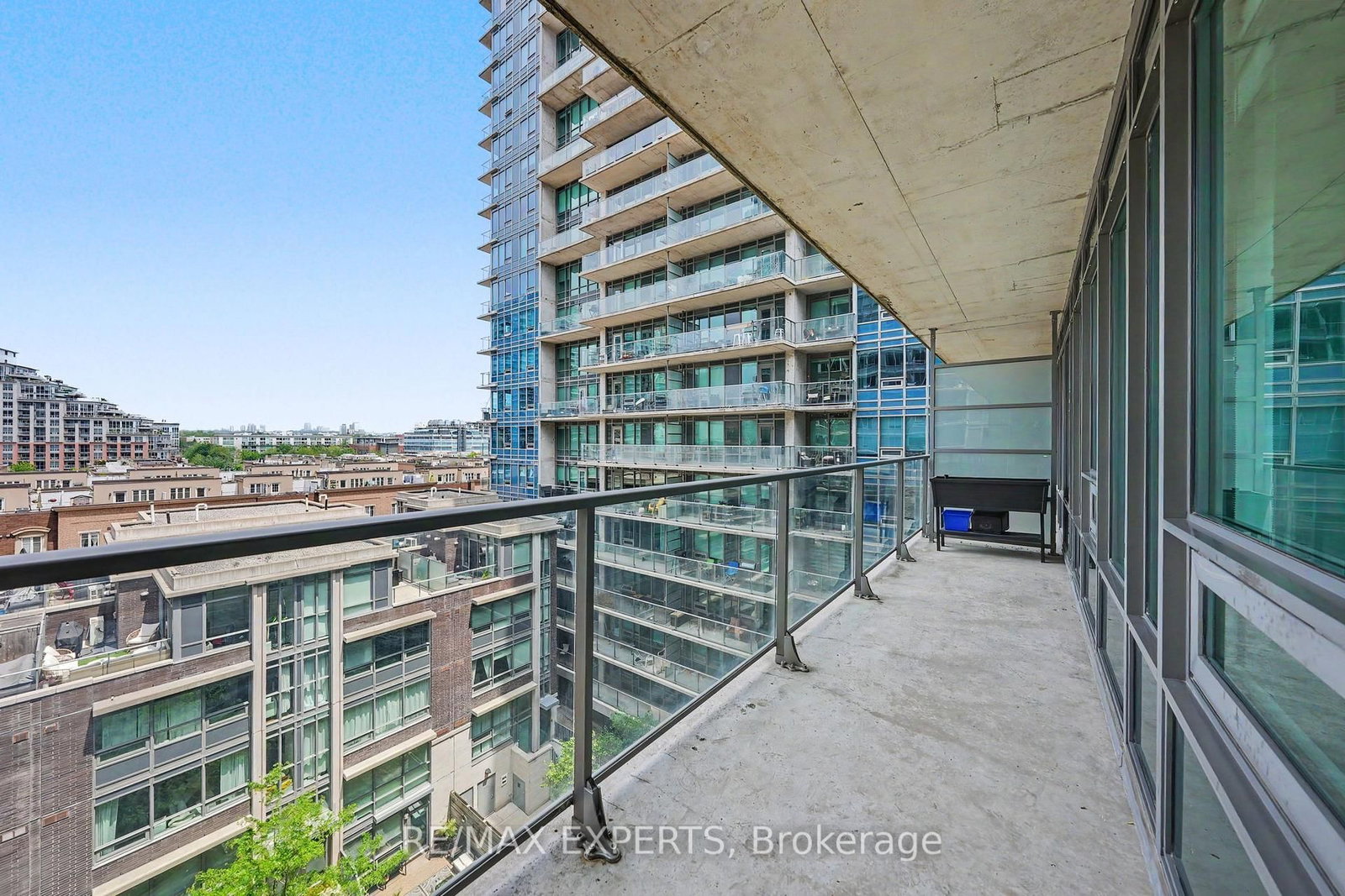 55 East Liberty Street • #715 • Toronto, ON photo 27
