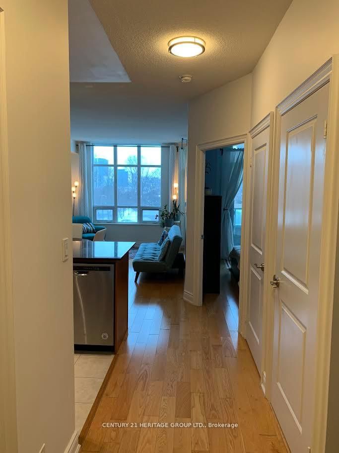 311 - 10 Bloorview Place