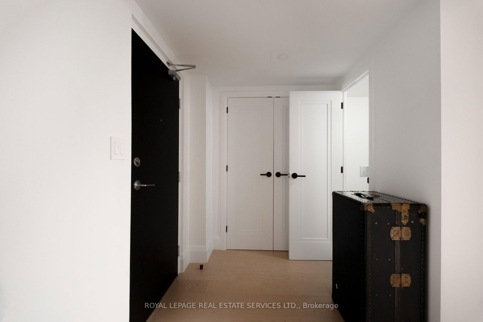 349 St. Clair Avenue W • #402 • Toronto, ON photo 13