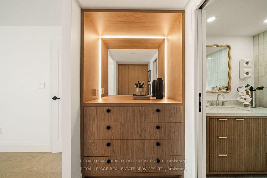 349 St. Clair Avenue W • #402 • Toronto, ON photo 17
