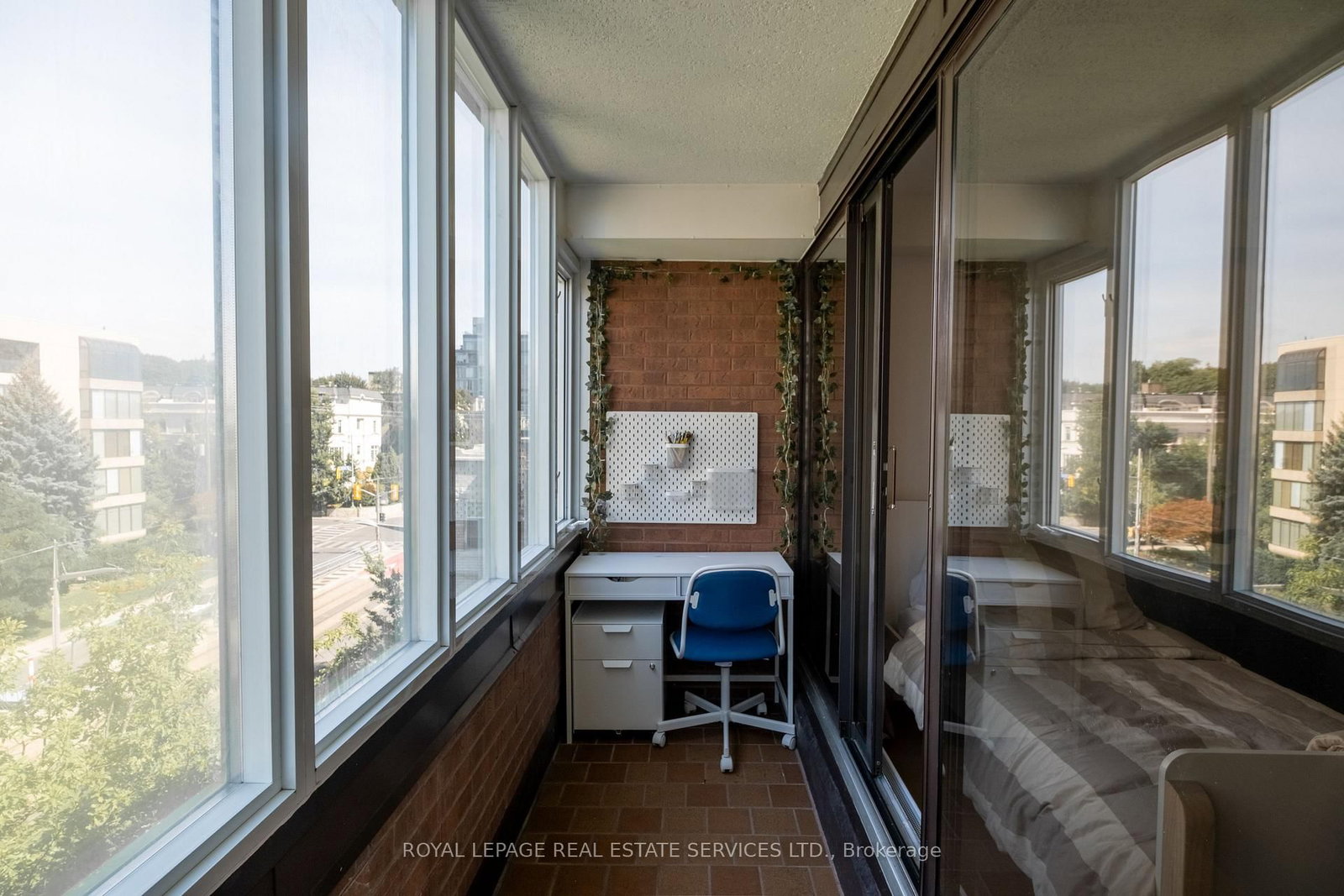 349 St. Clair Avenue W • #402 • Toronto, ON photo 24