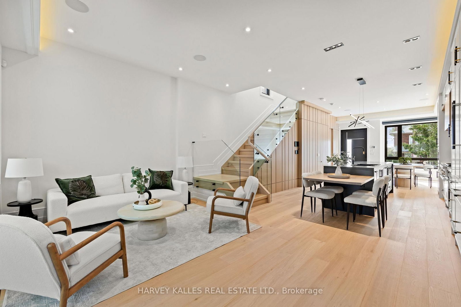 199 Arlington Avenue • Toronto, ON photo 12