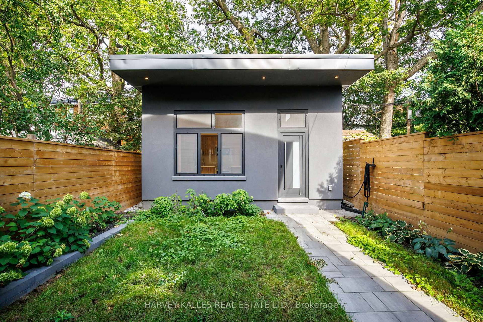 199 Arlington Avenue • Toronto, ON photo 18