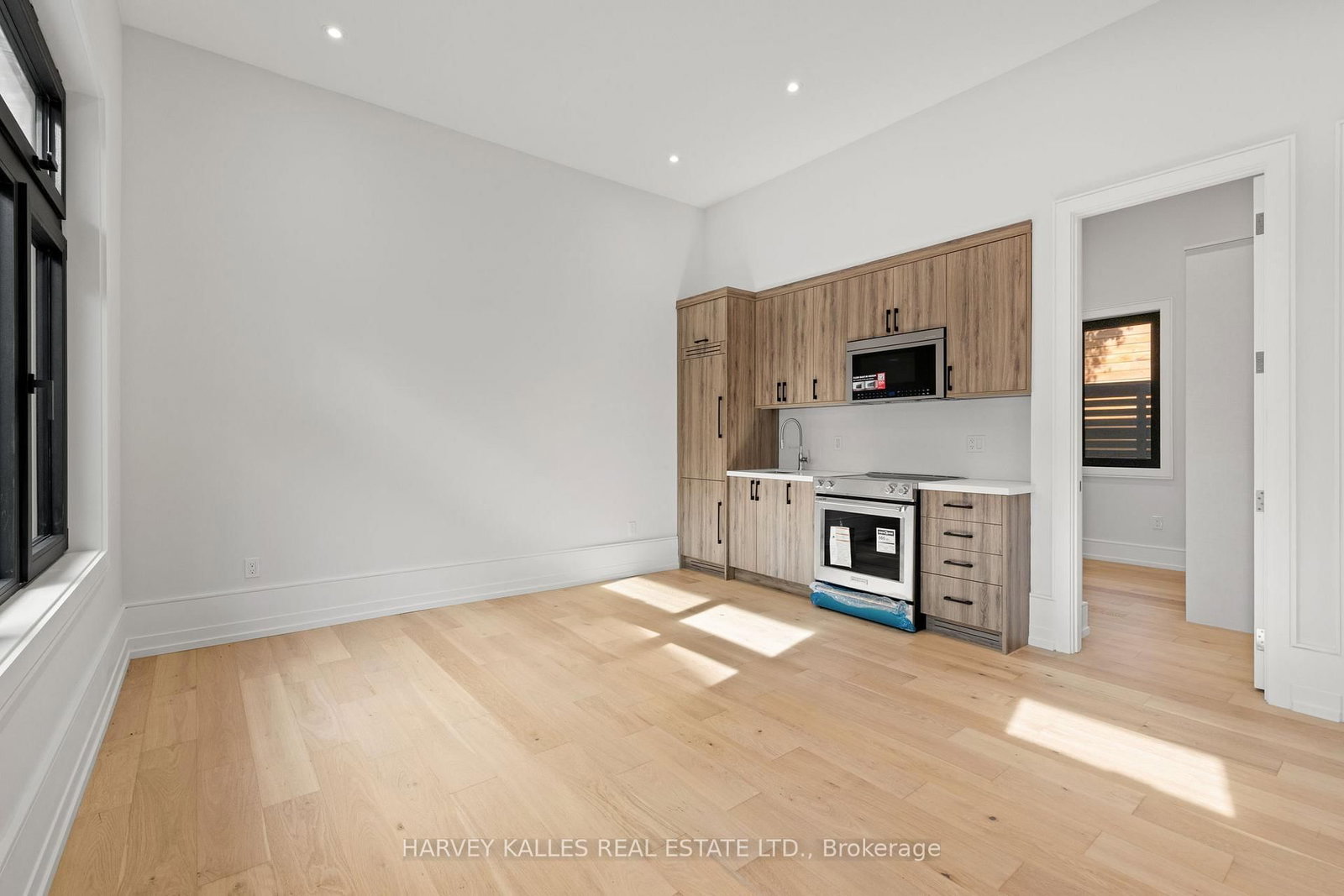 199 Arlington Avenue • Toronto, ON photo 19