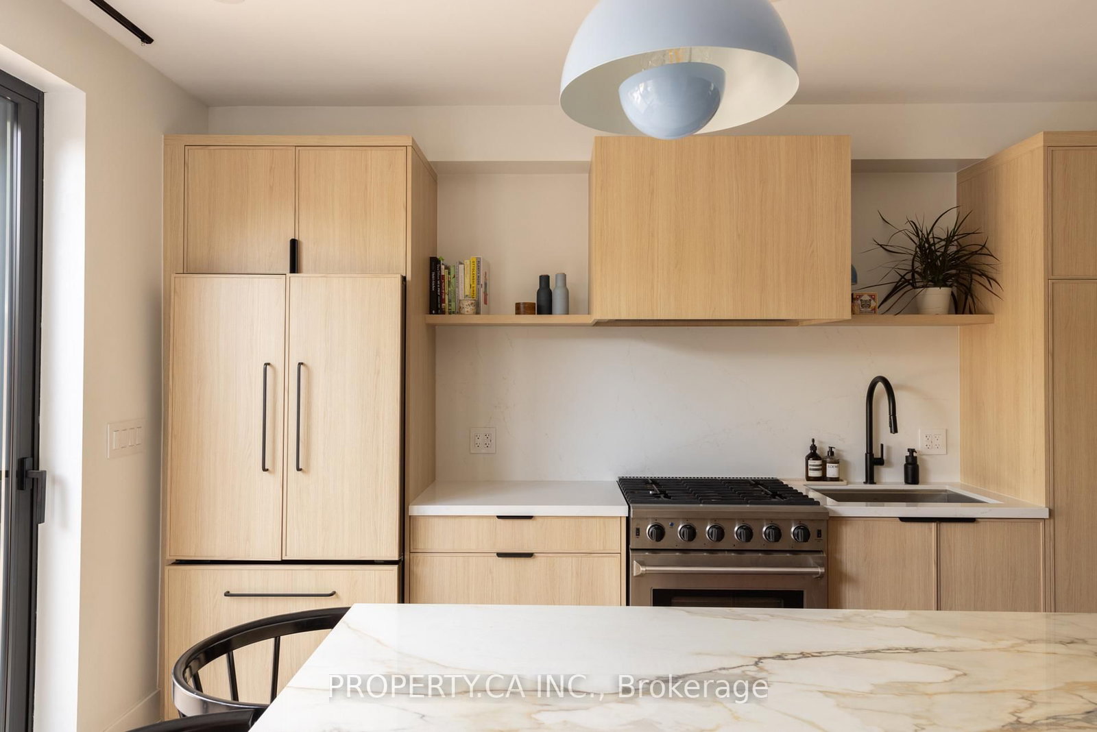 301 Grace Street • Toronto, ON photo 12