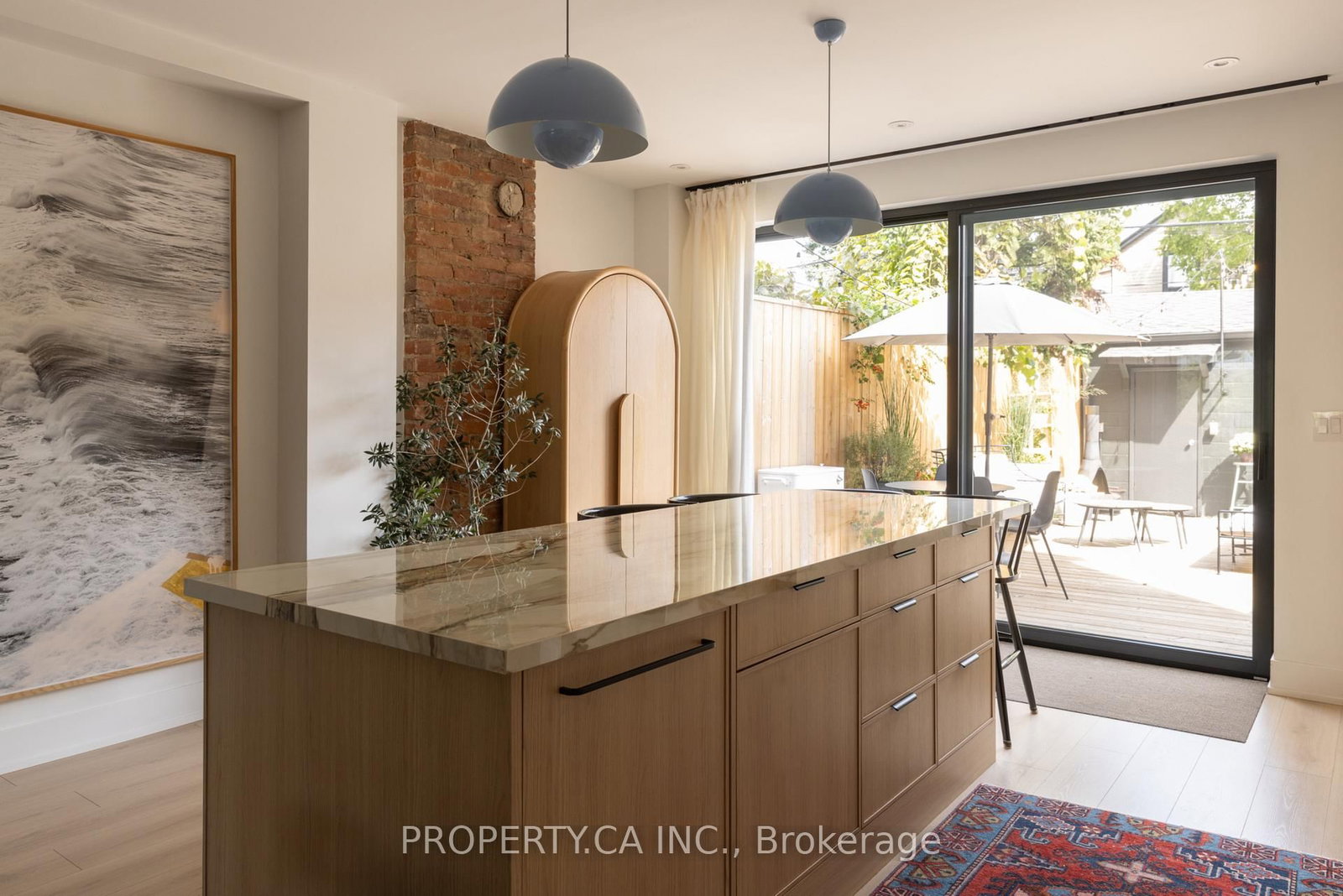 301 Grace Street • Toronto, ON photo 14