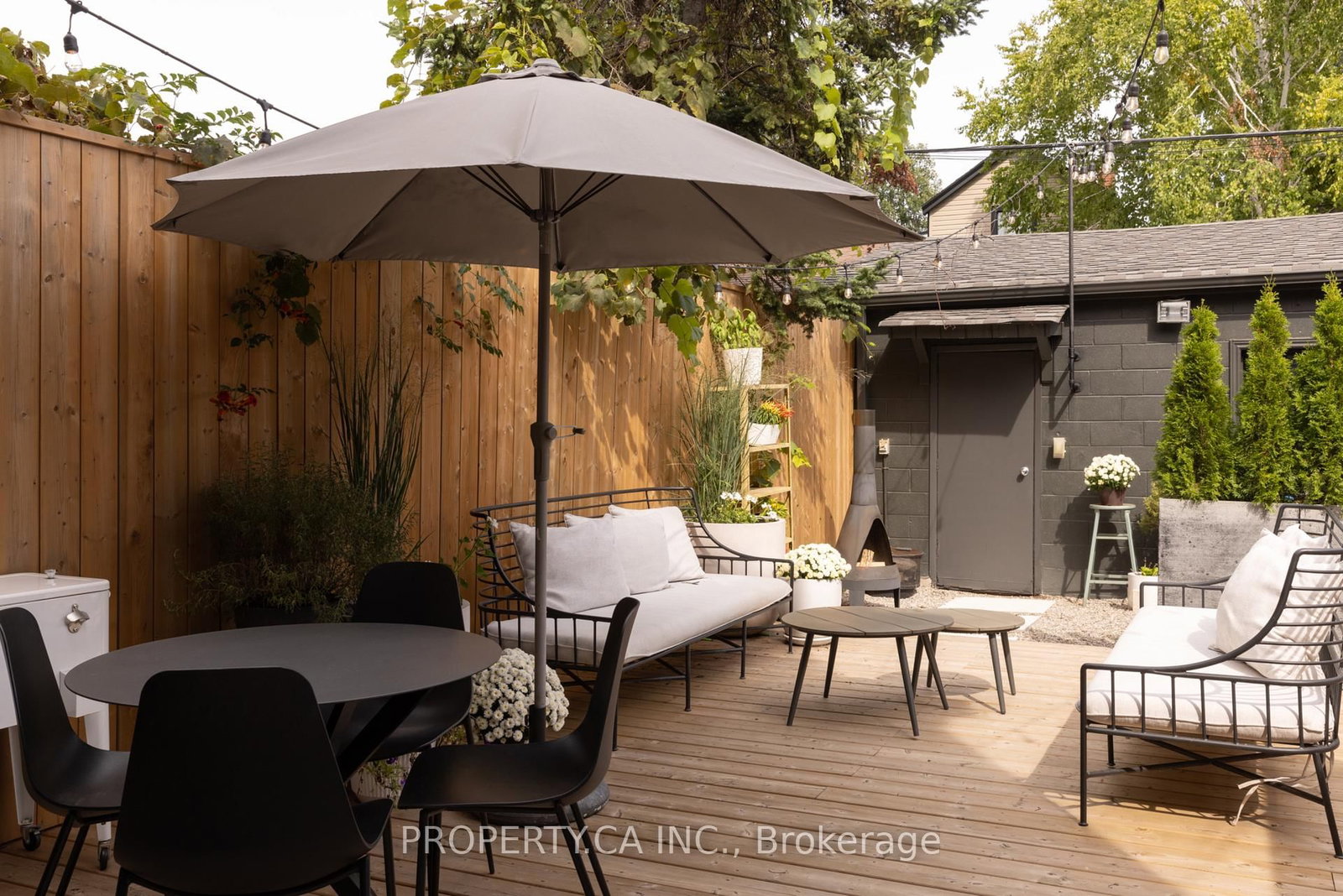 301 Grace Street • Toronto, ON photo 15