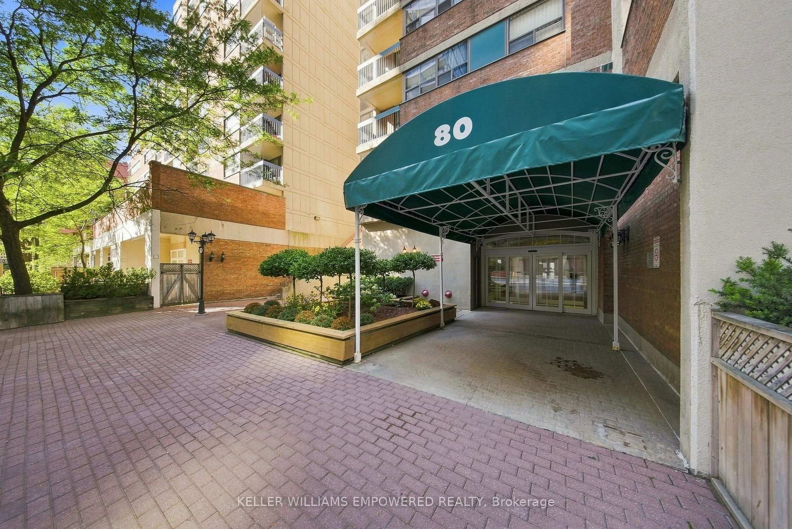 Condo for sale at 719-80 St Patrick Street, Toronto, Ontario, M5T 2X6 - Kensington-Chinatown - MLS: C13762004