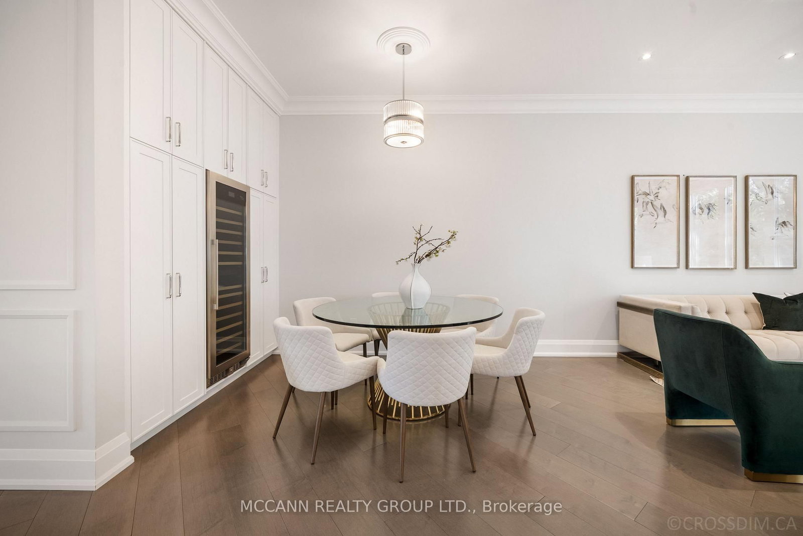 15 Belsize Drive • Toronto, ON photo 13