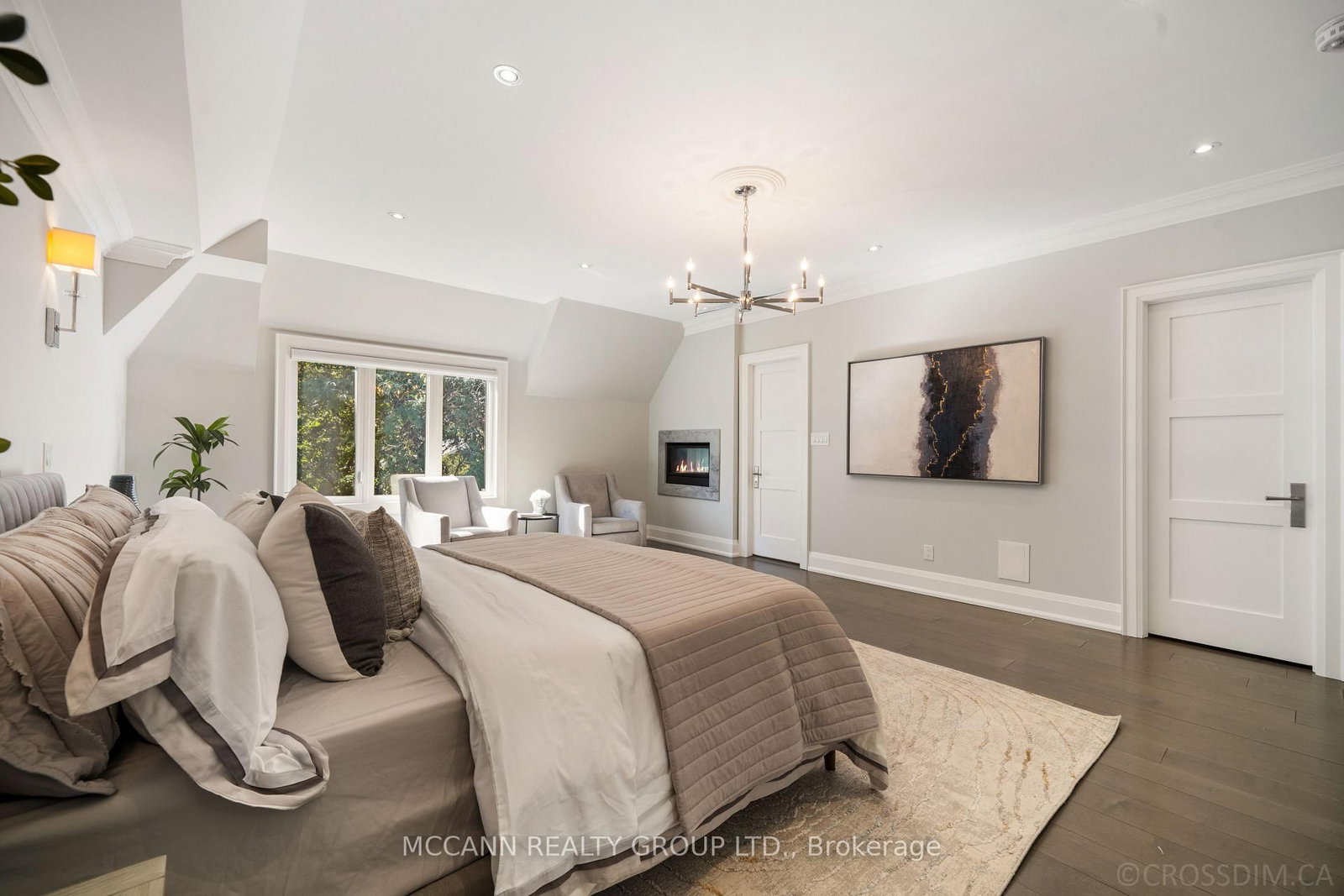 15 Belsize Drive • Toronto, ON photo 19
