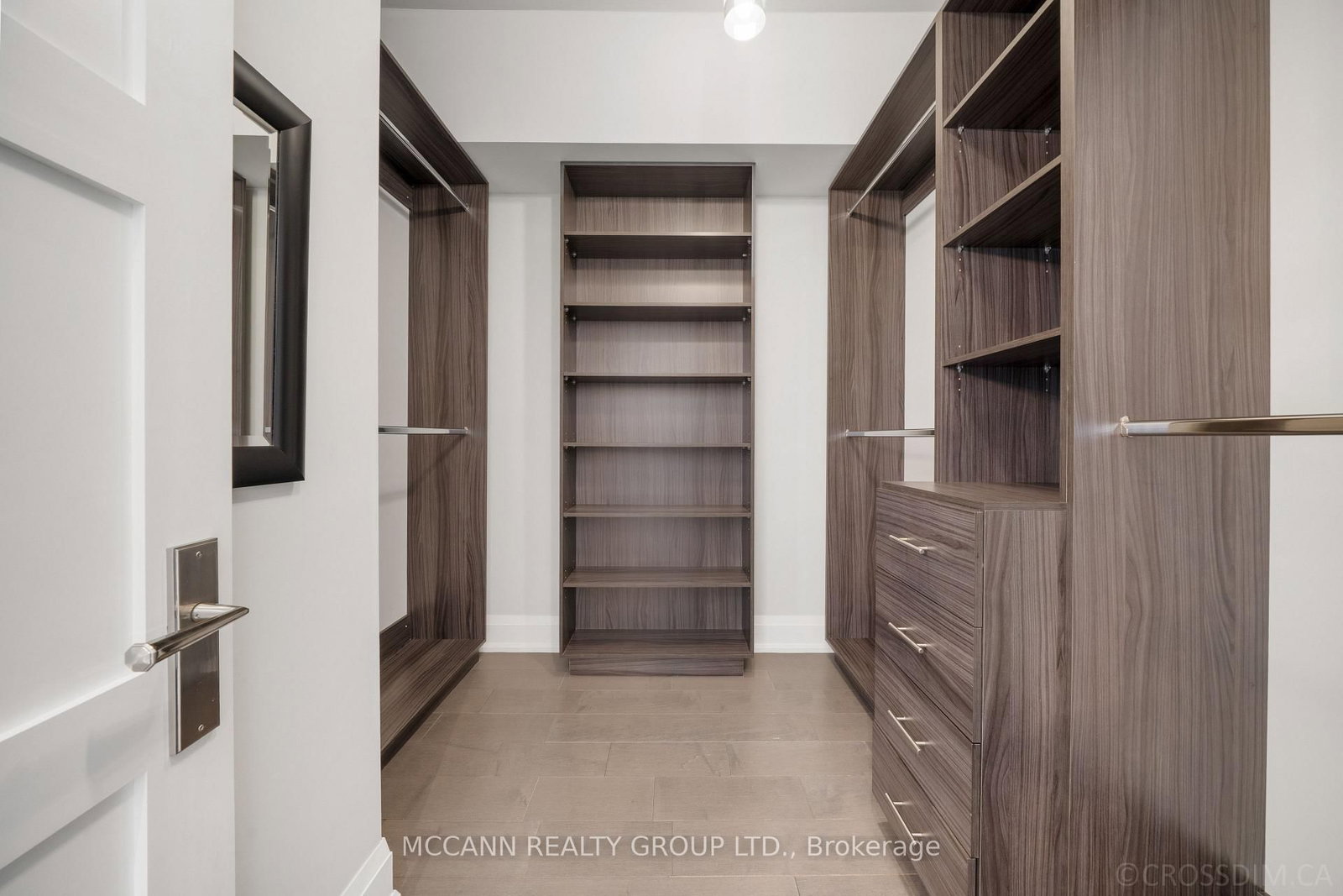 15 Belsize Drive • Toronto, ON photo 20