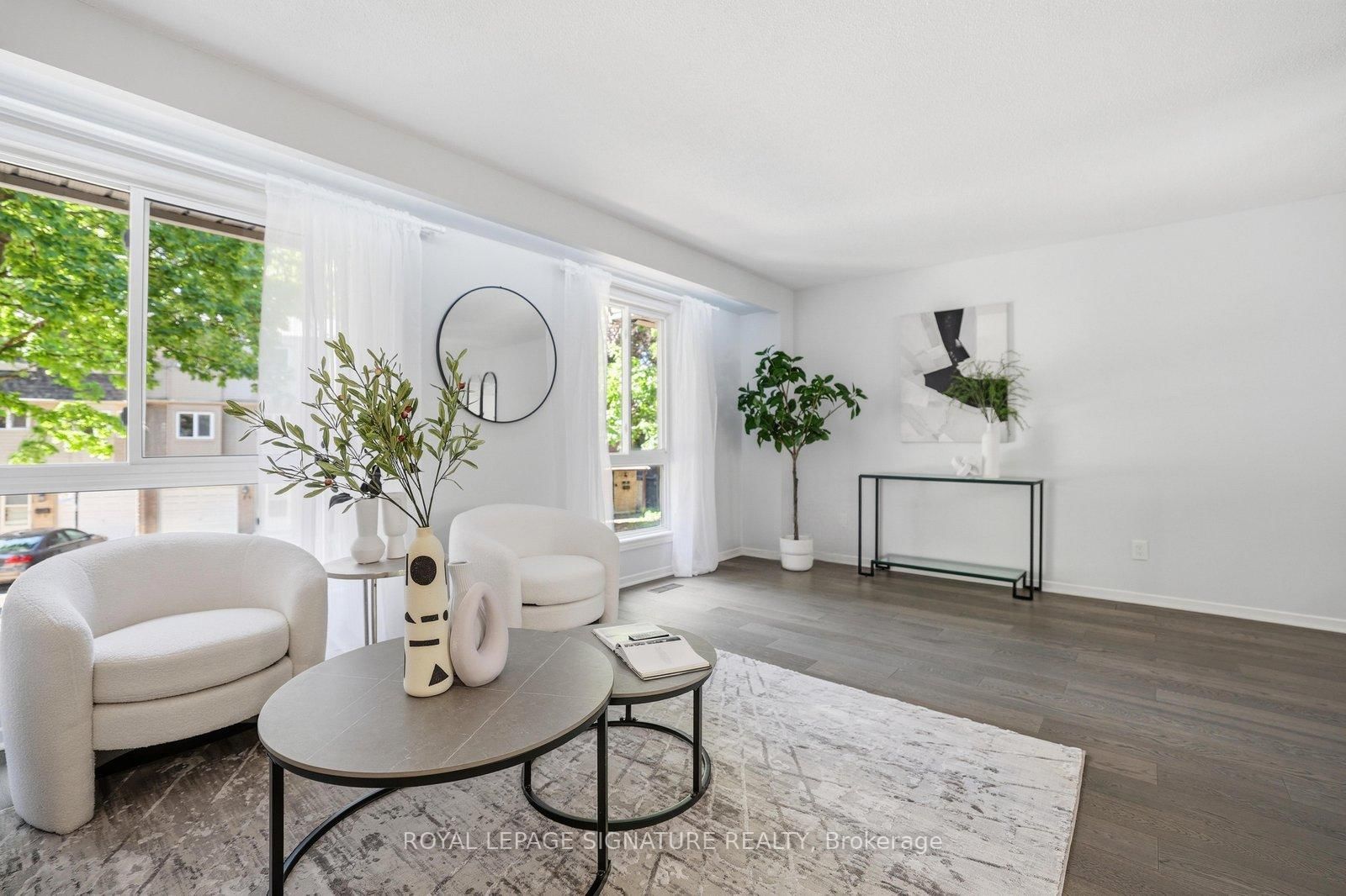 22 Snapdragon Drive • Toronto, ON photo 11