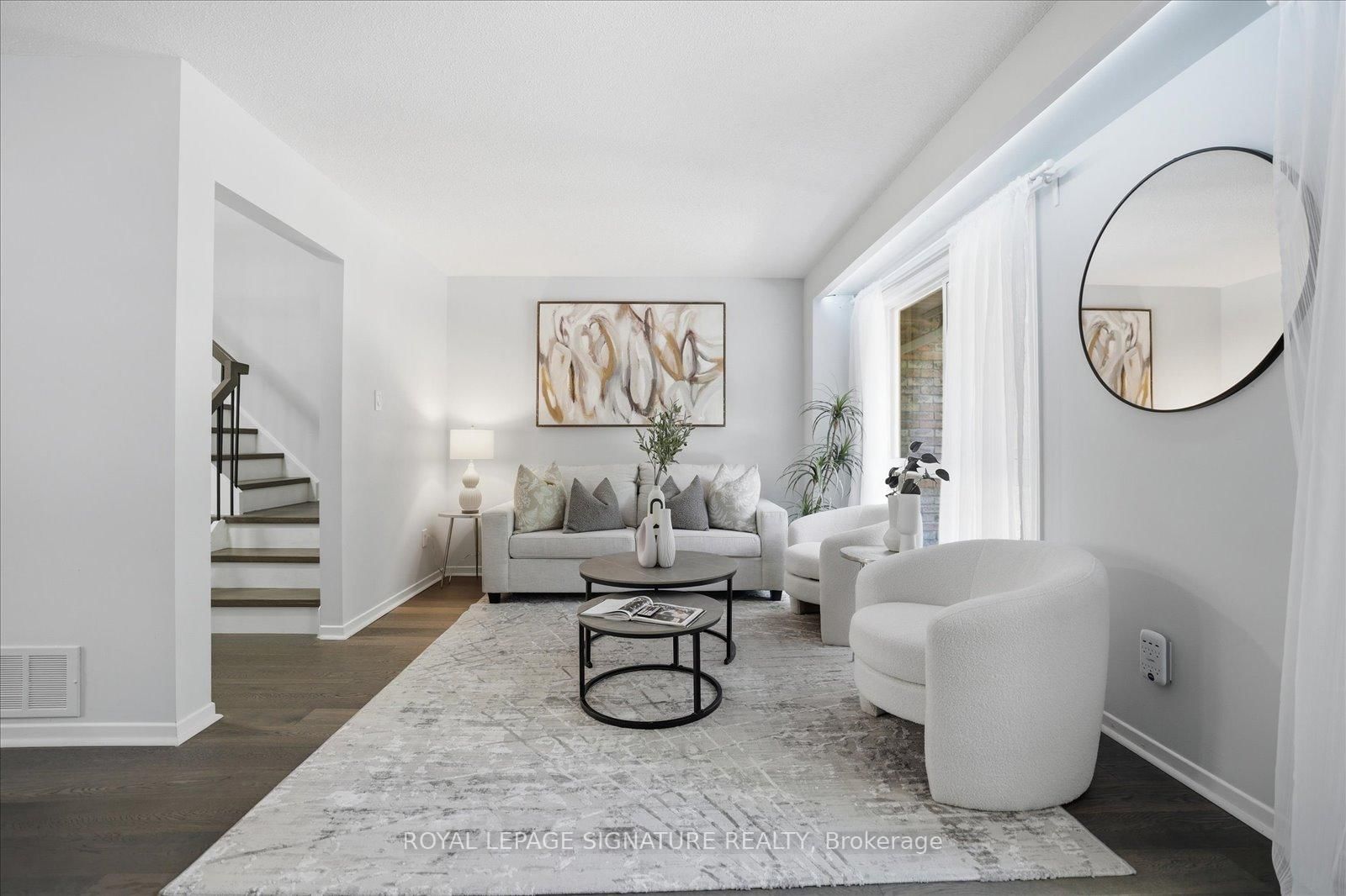 22 Snapdragon Drive • Toronto, ON photo 9