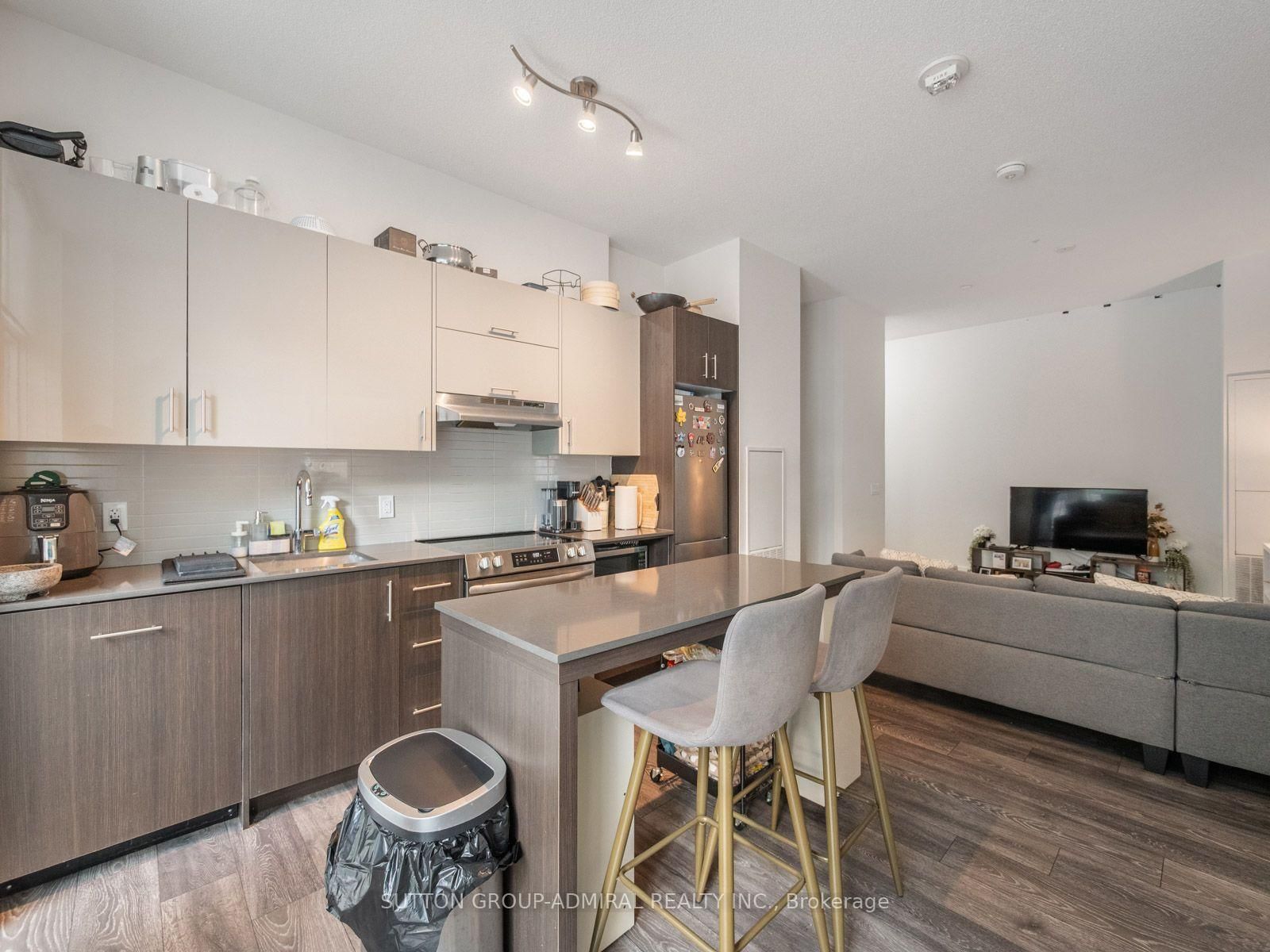 188 Fairview Mall Drive • #101 • Toronto, ON photo 11