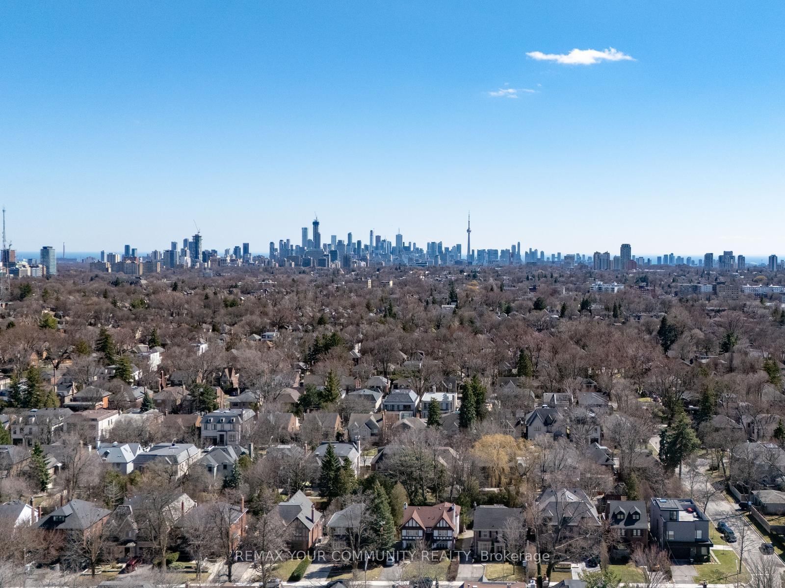 390 Glencairn Avenue • Toronto, ON photo 13