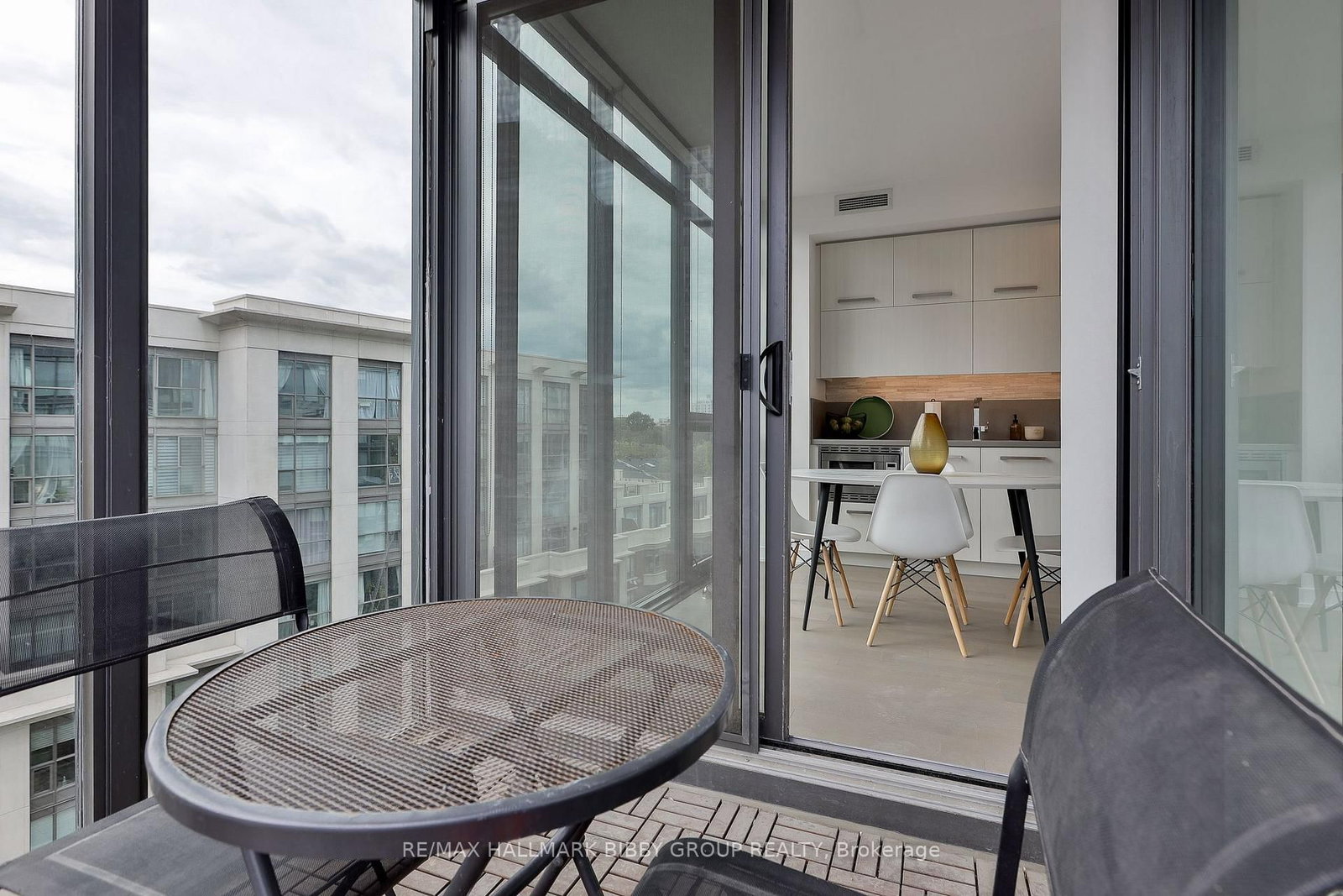 15 Beverley Street • #710 • Toronto, ON photo 27