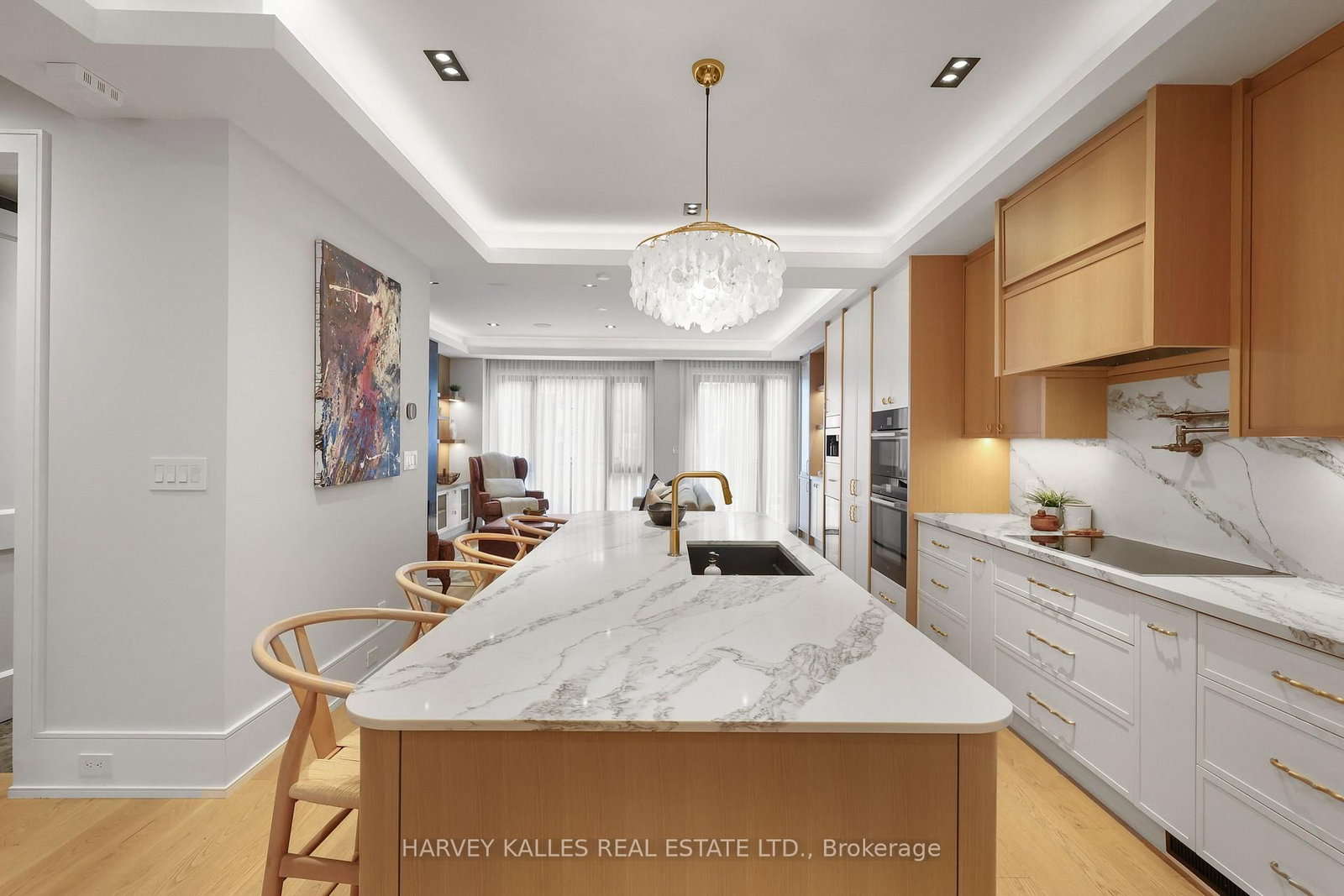 90 Roe Avenue • Toronto, ON photo 12