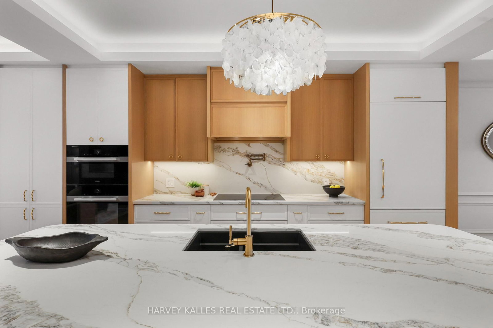 90 Roe Avenue • Toronto, ON photo 14