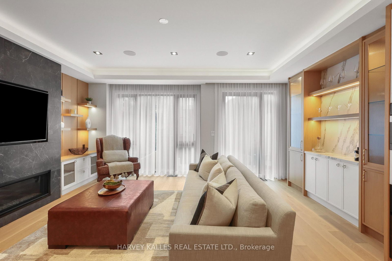 90 Roe Avenue • Toronto, ON photo 17