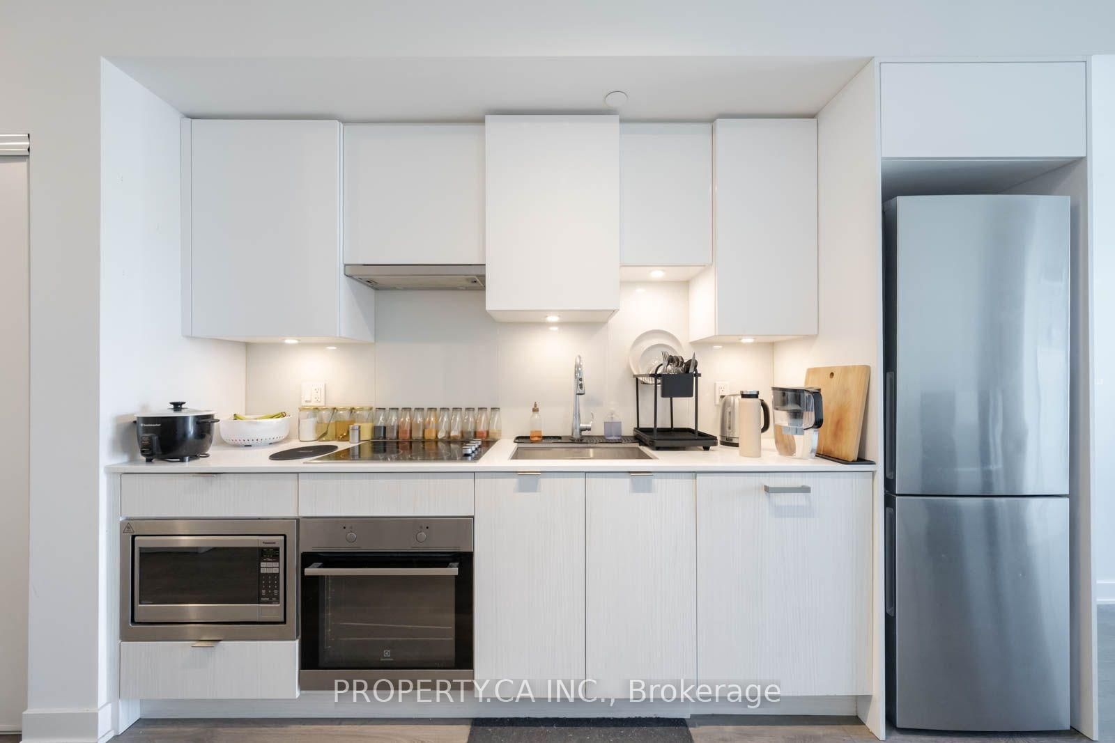 99 Broadway Avenue • #2612 • Toronto, ON photo 4