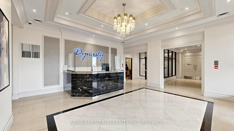 403 - 5460 Yonge Street