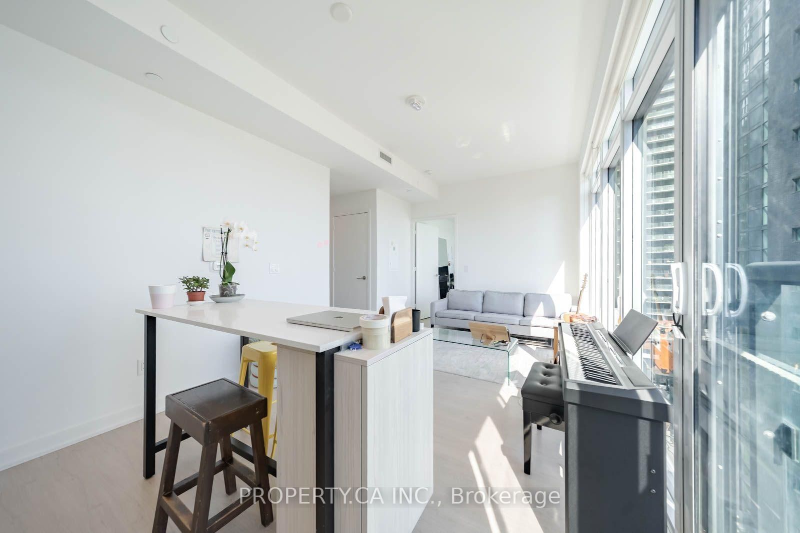 65 Mutual Street • #1509 • Toronto, ON photo 5