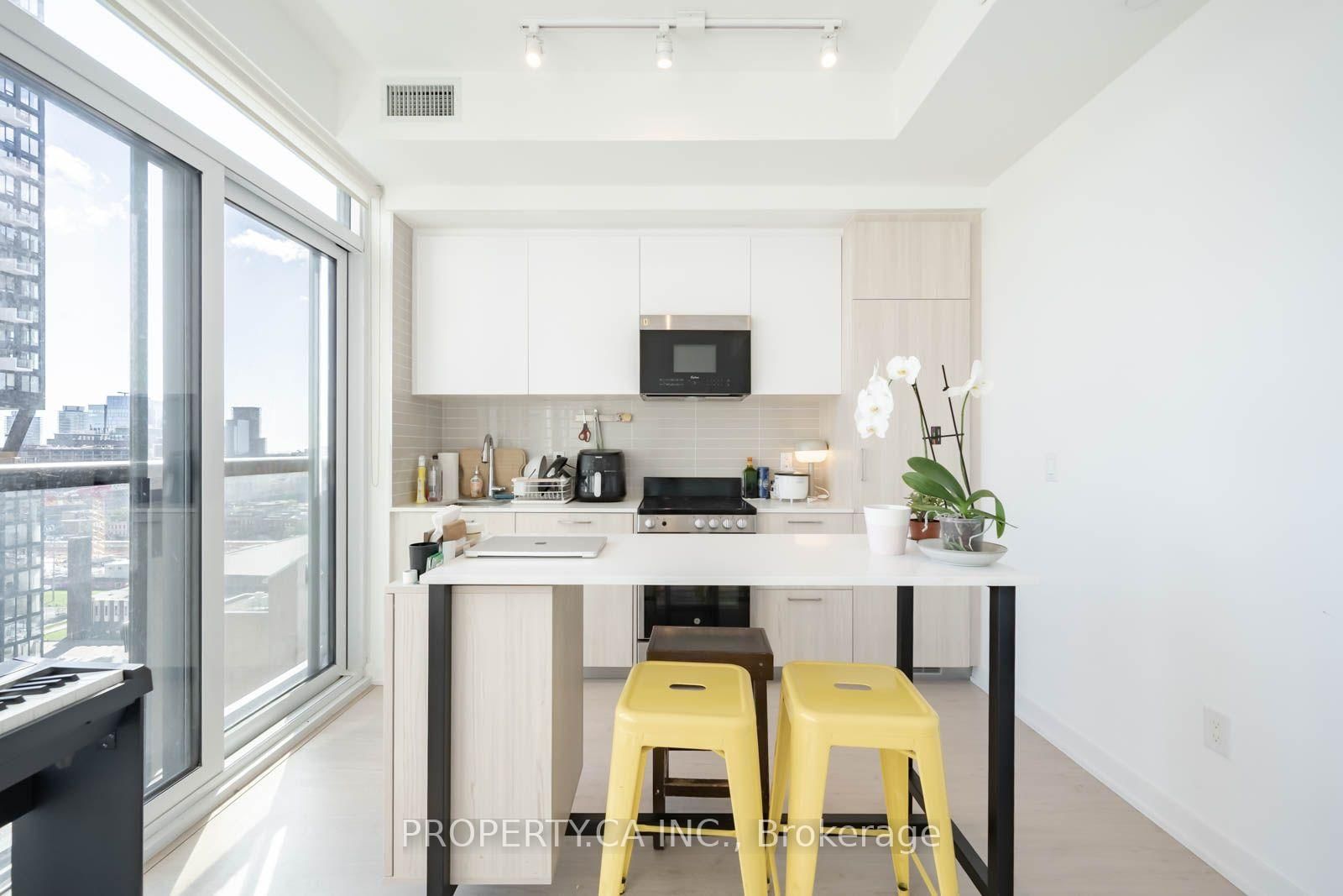 65 Mutual Street • #1509 • Toronto, ON photo 8