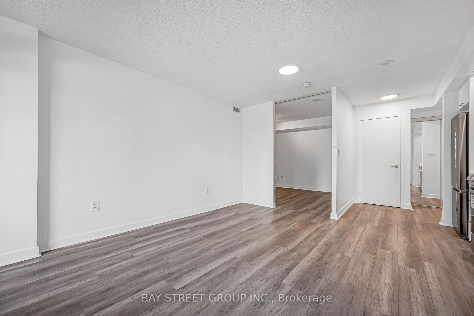 25 Telegram Mews • #816 • Toronto, ON photo 11