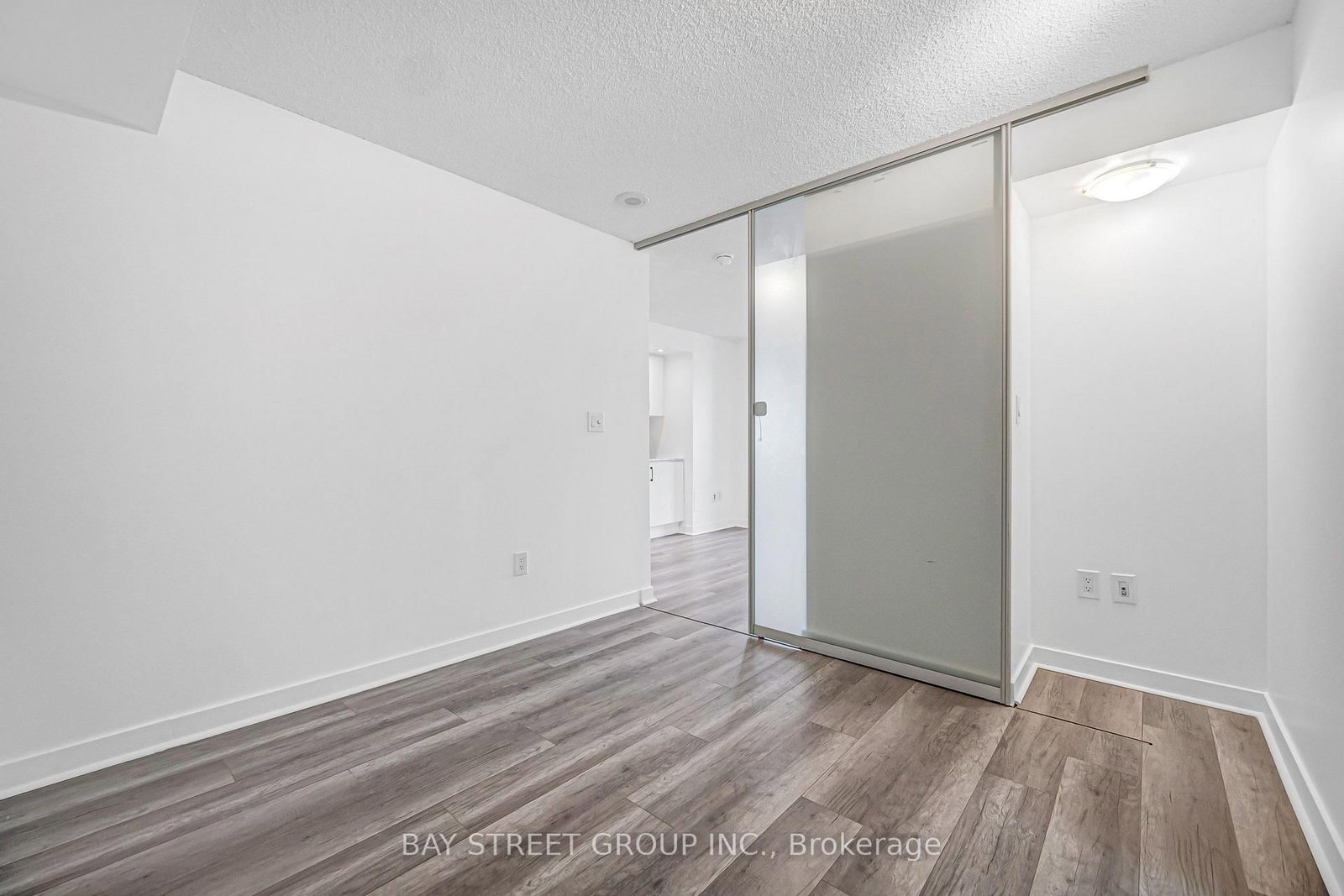 25 Telegram Mews • #816 • Toronto, ON photo 14