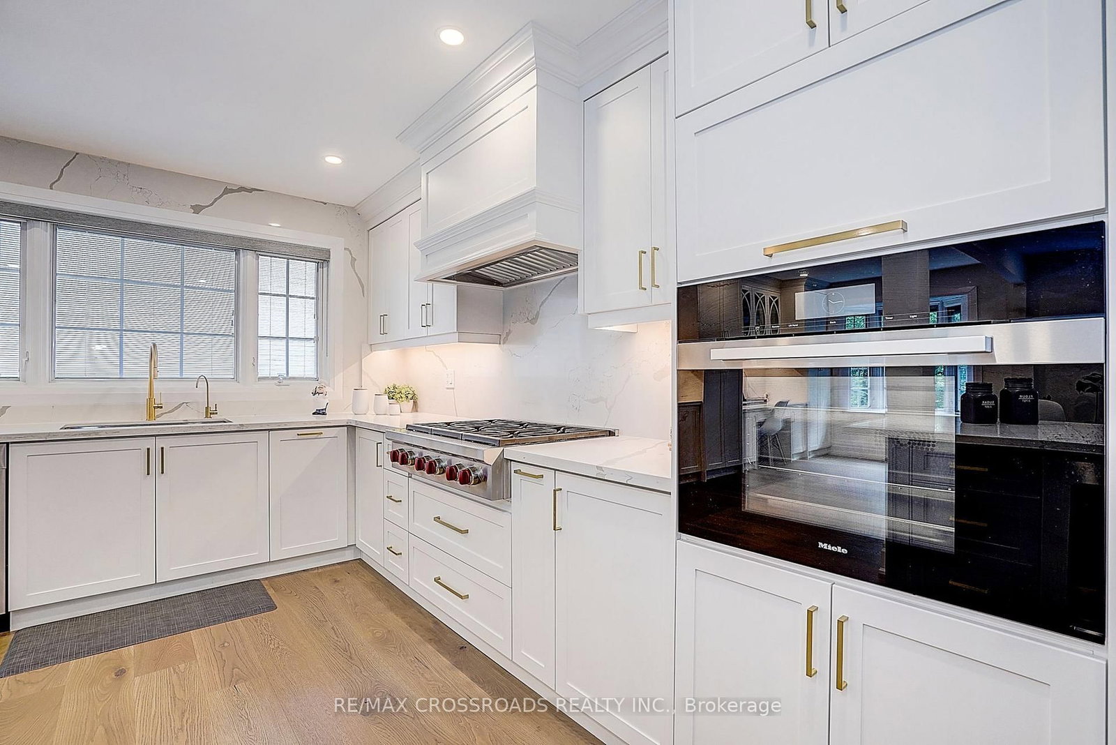 55 Forest Grove Drive • Toronto, ON photo 11