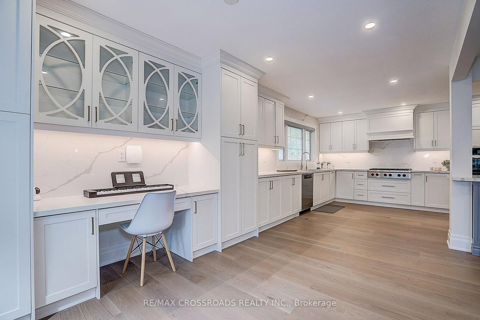 55 Forest Grove Drive • Toronto, ON photo 15