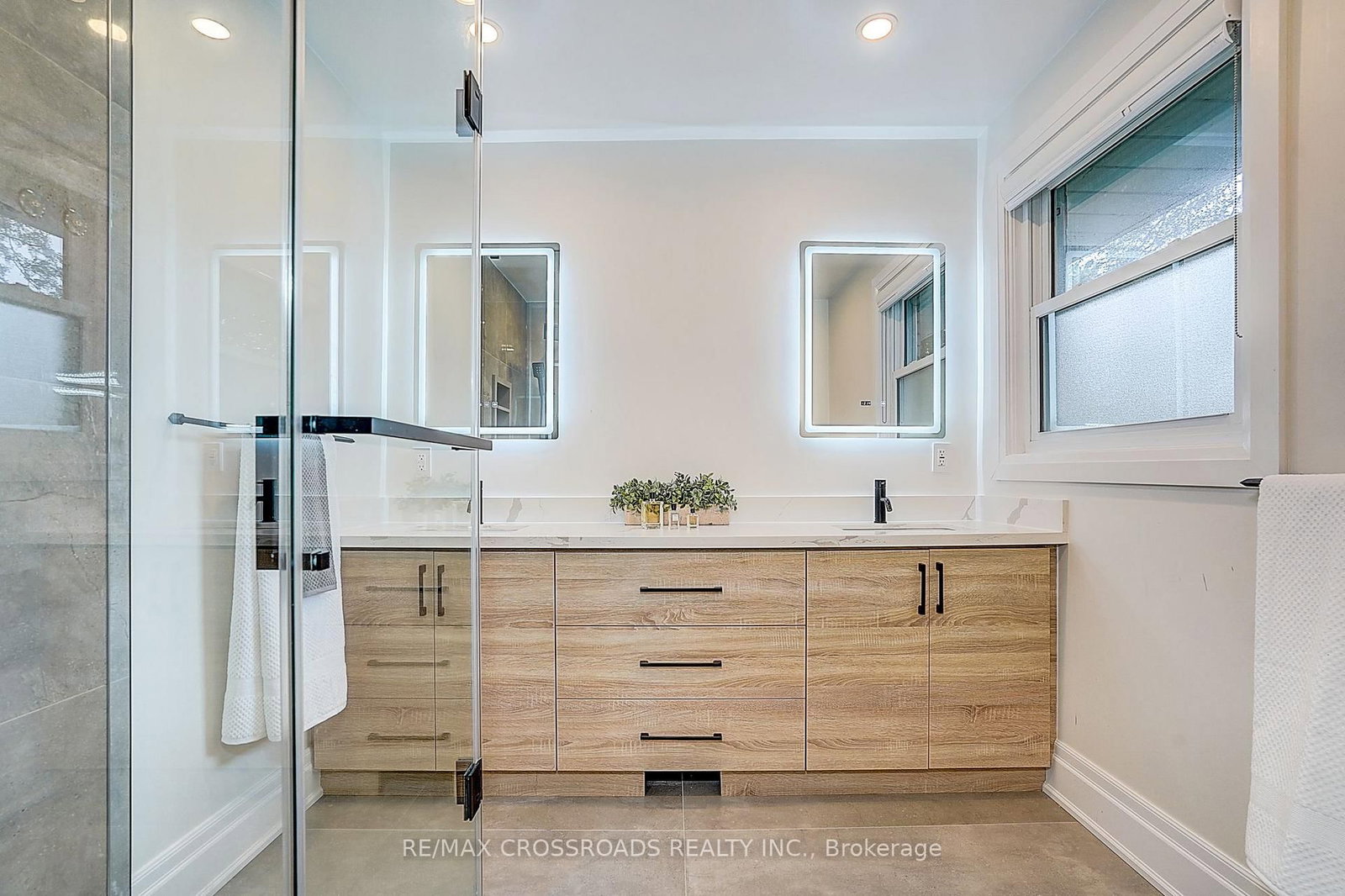 55 Forest Grove Drive • Toronto, ON photo 34