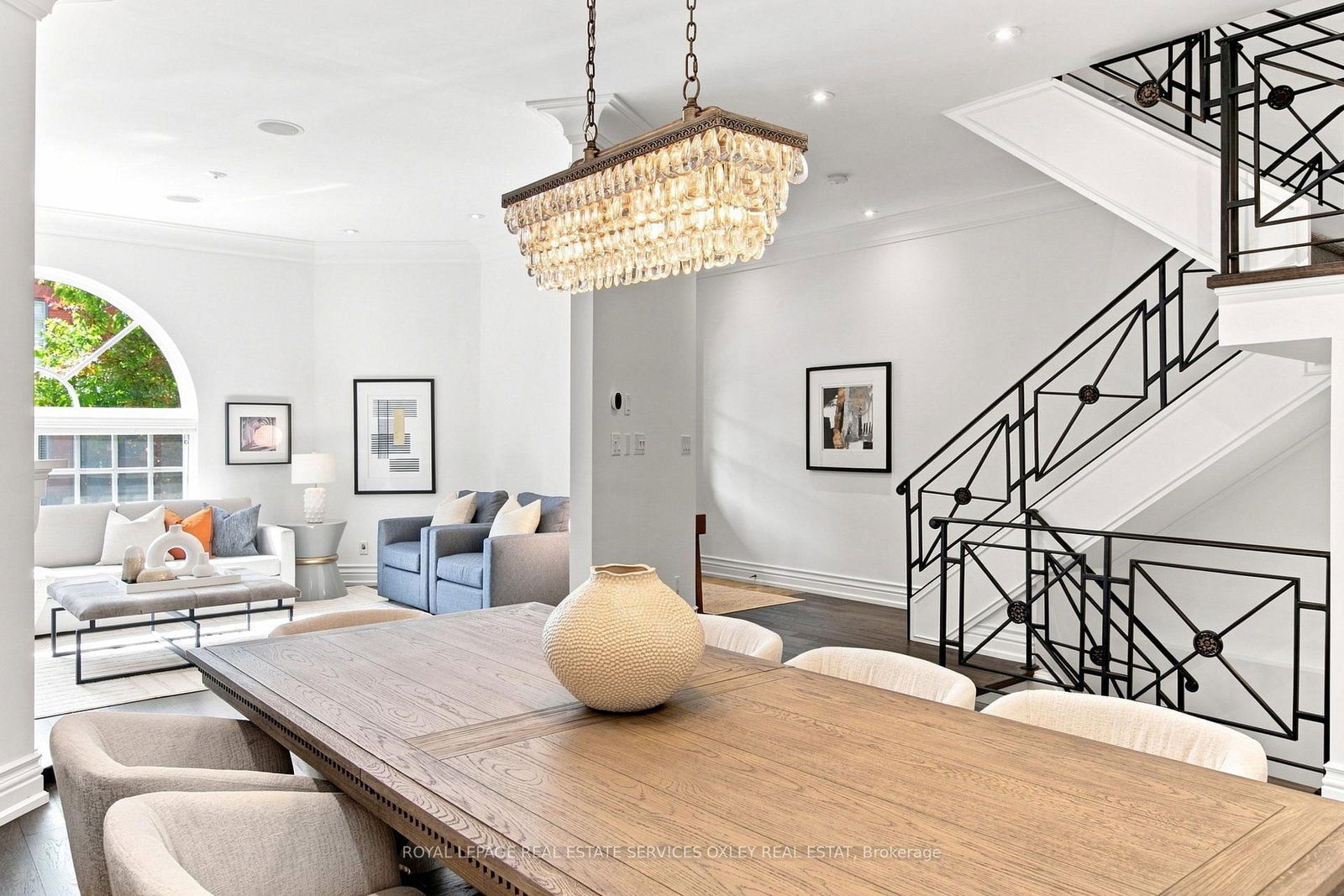 46 Bernard Avenue • Toronto, ON photo 10