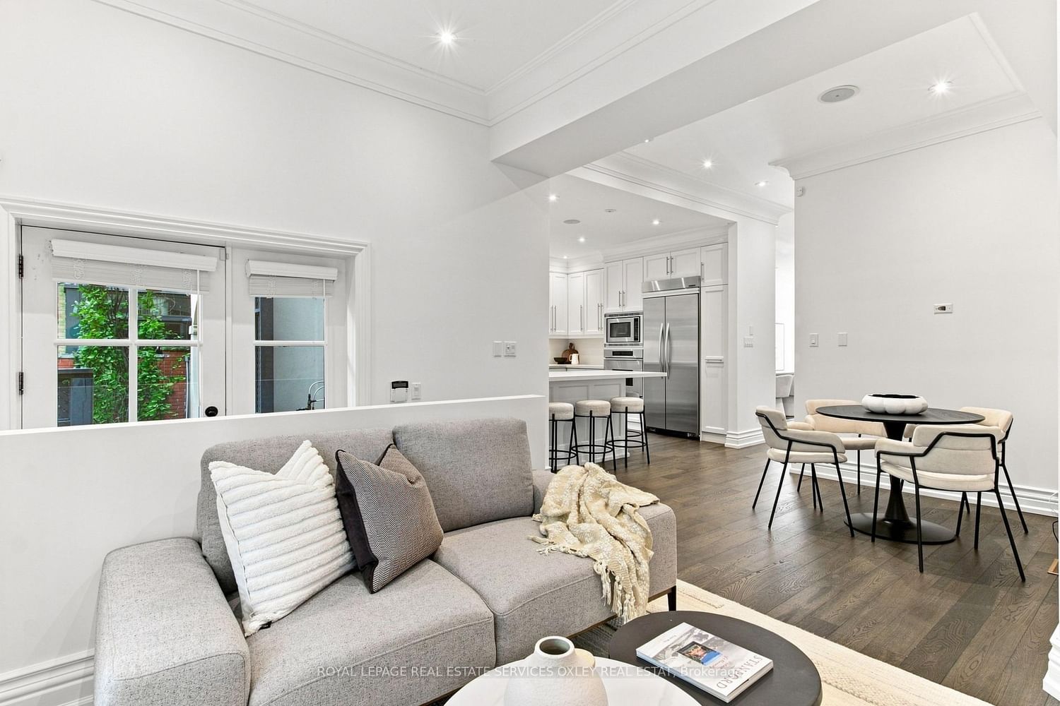 46 Bernard Avenue • Toronto, ON photo 16