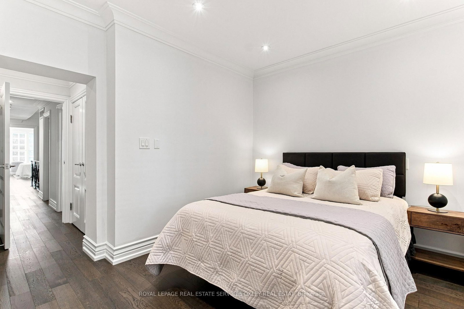 46 Bernard Avenue • Toronto, ON photo 27