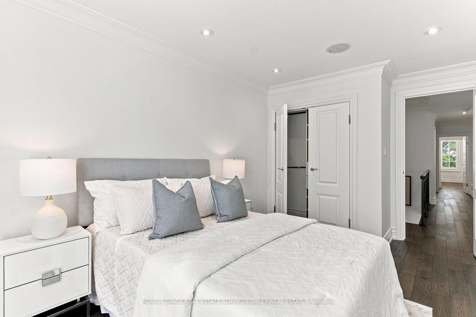 46 Bernard Avenue • Toronto, ON photo 28