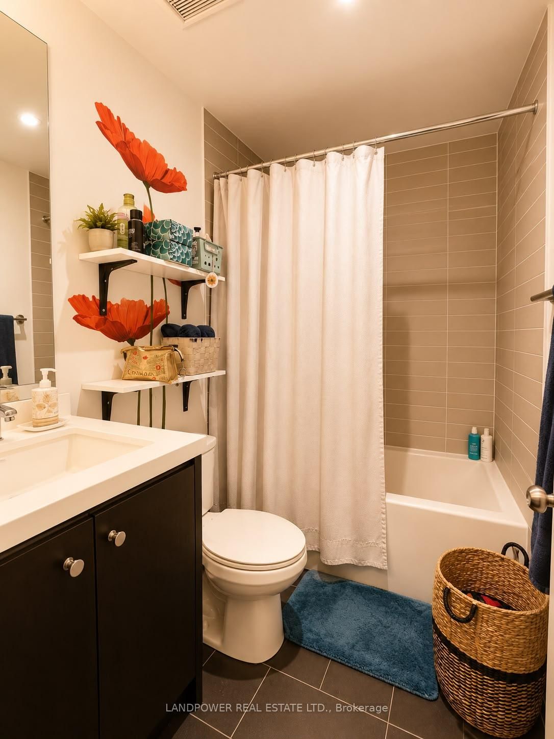 105 George Street • #514 • Toronto, ON photo 10