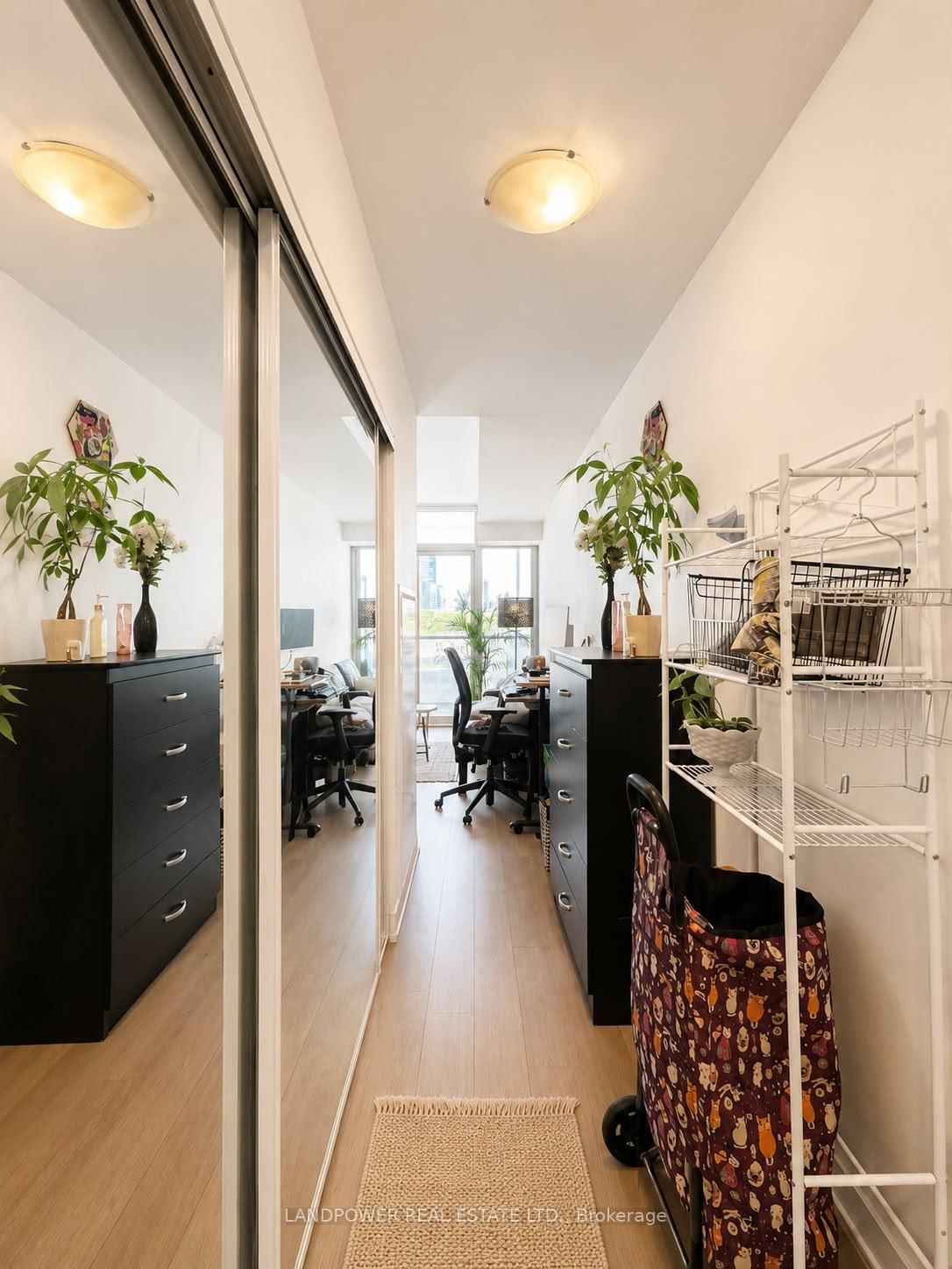 105 George Street • #514 • Toronto, ON photo 9
