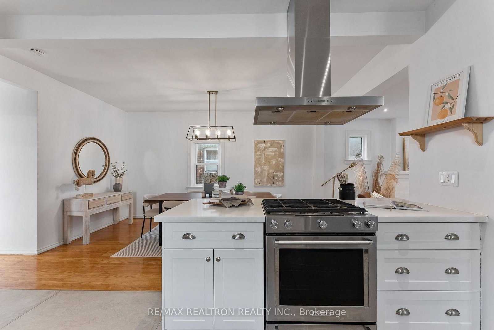 41 Ashbury Avenue • Toronto, ON photo 10