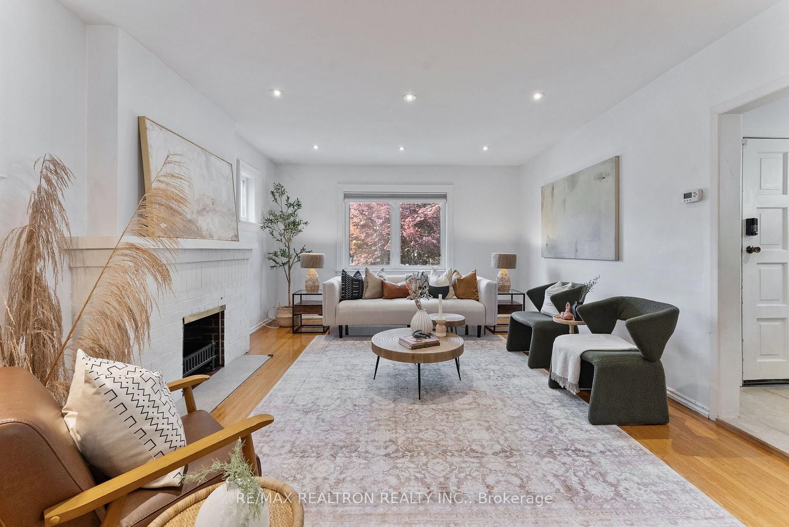 41 Ashbury Avenue • Toronto, ON photo 12